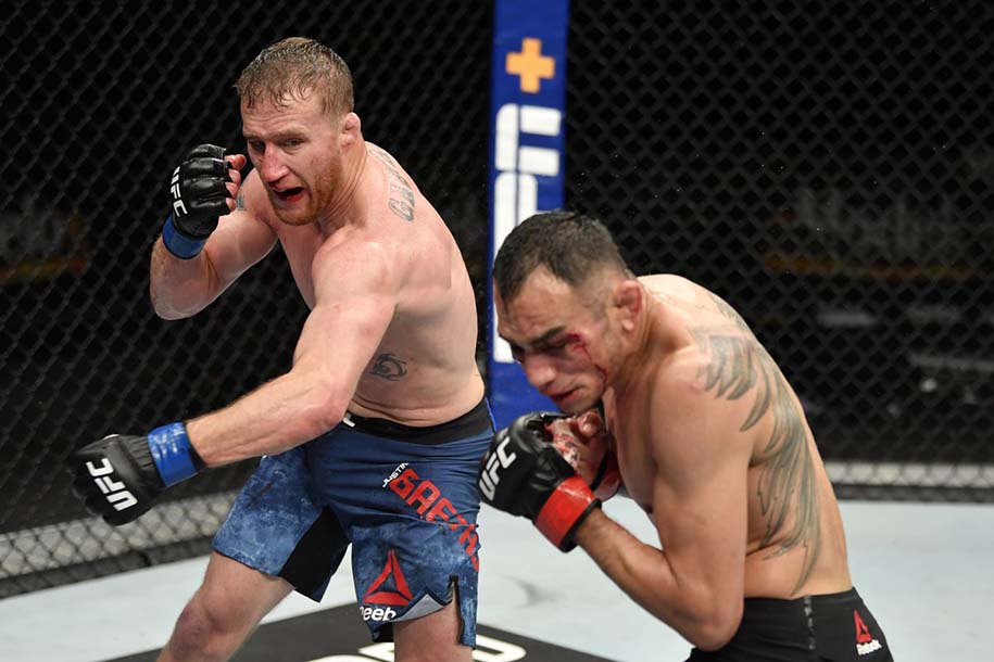 Ferguson và Gaethje cũng làm nức lòng nhà vô địch Boxing bất bại